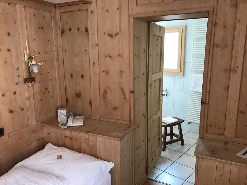 Hotel Traube Scuol Exterior photo