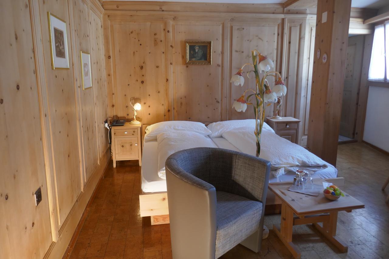 Hotel Traube Scuol Exterior photo